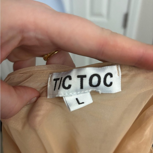 Dollskill Tic Toc tan halter neck ruched dress Size L #summerdress #halterneck - Picture 2 of 10